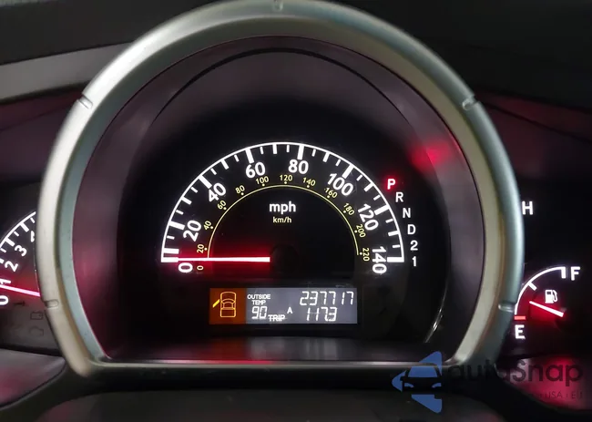 2HJYK16478H523063: 42667603