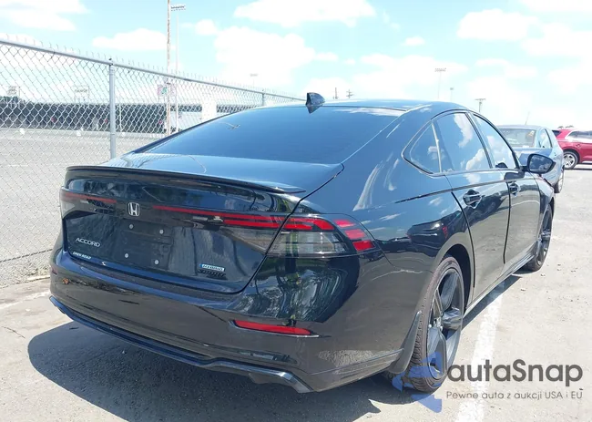 1HGCY2F72PA003915: 42667674