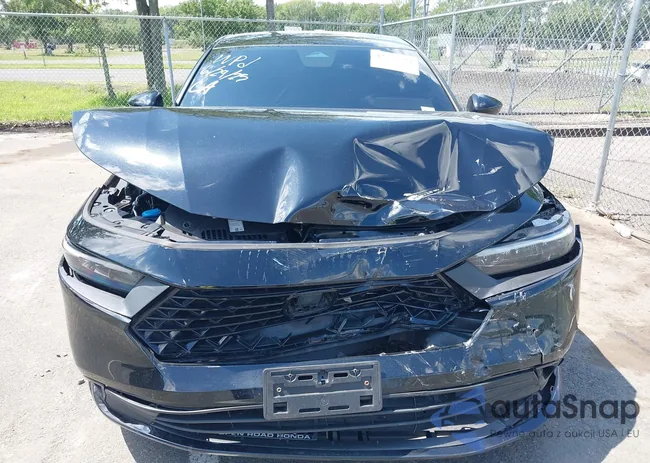 1HGCY2F72PA003915: 42667674