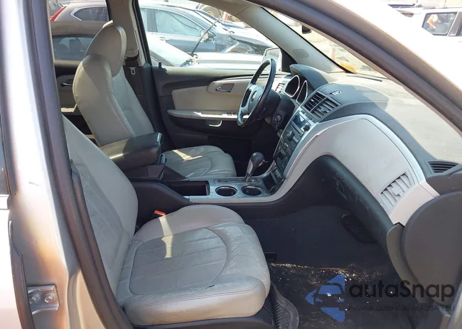 1GNKVLED9BJ235489: 42667700