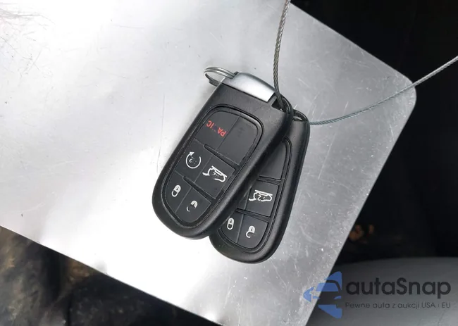 1C4PJMDS2EW120384: 42667778