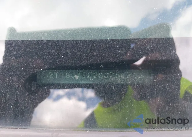 2T1BU4EE0BC754713: 42667812