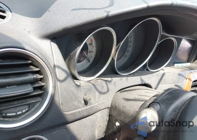 WDDGF8BBXCA600961: 42666917