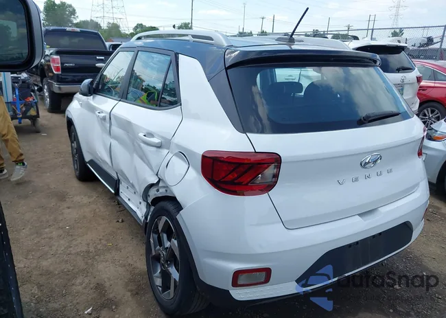 KMHRC8A36PU226659: 42666944