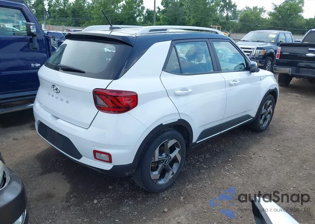 KMHRC8A36PU226659: 42666944