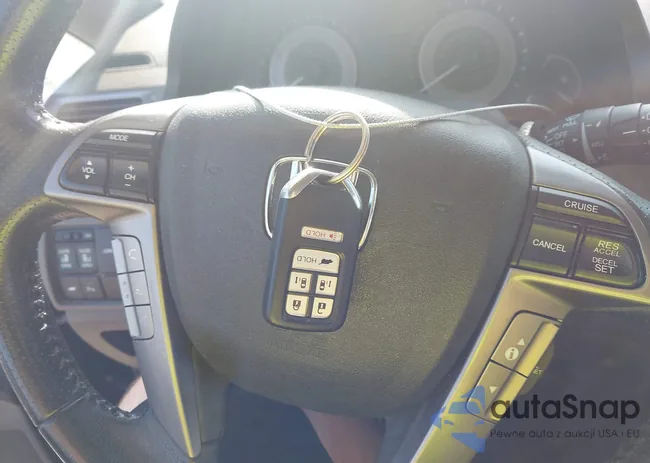 5FNRL5H98EB133807: 42668736