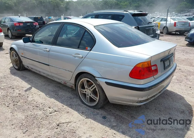 WBAAV33471FV00092: 42668803