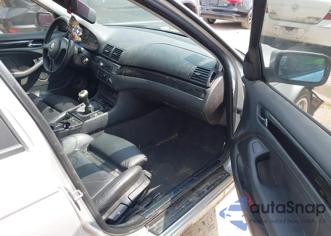 WBAAV33471FV00092: 42668803