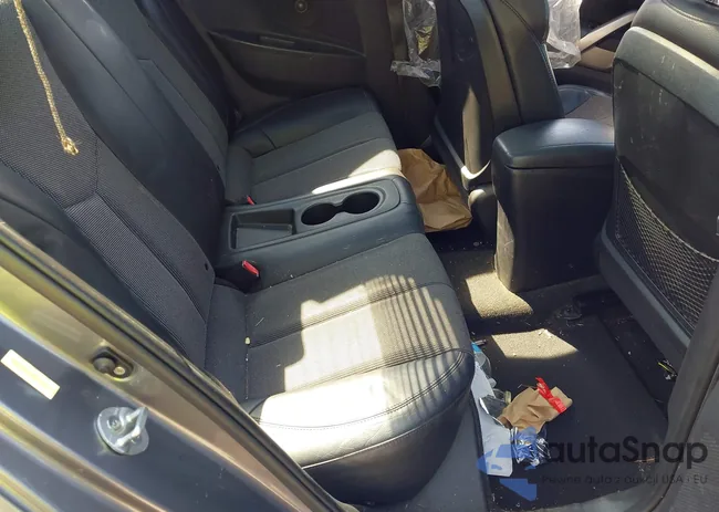 KMHTC6AD4CU021774: 42667902