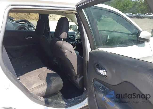 1C4PJMCS2FW775129: 42668024