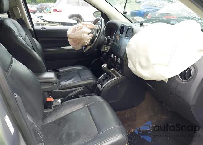 1C4NJDEB5FD304091: 42668030