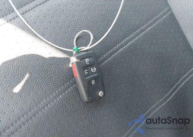 1VWGT7A33HC058764: 42668036