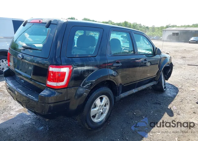 1FMCU0C71BKC40381: 42668220