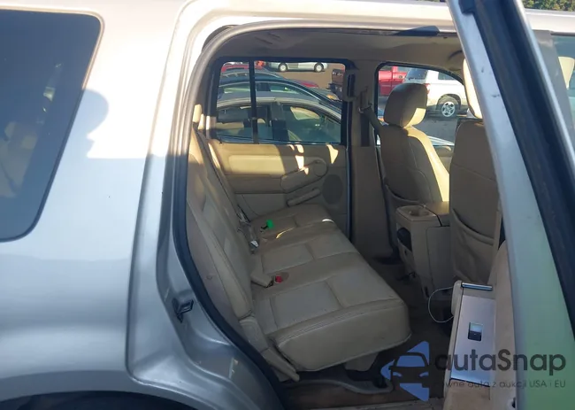 4M2EU47826UJ10590: 42668227