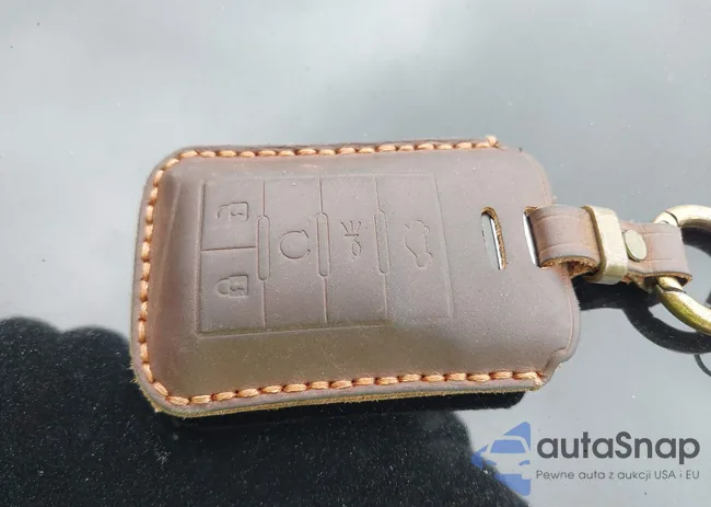 1G6DA1E30C0134523: 42668235