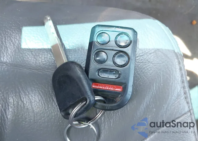 5FNRL3H6XAB041182: 42669337