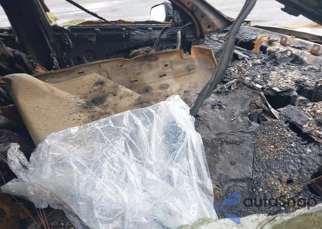 2GKALMEK8F6289047: 42669554