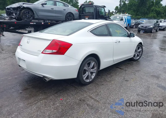 1HGCS2B80BA005106: 42669655