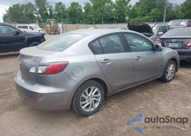 JM1BL1V76C1551107: 42669678