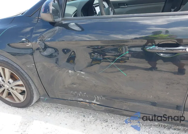 5NPD84LF8JH227040: 42669695