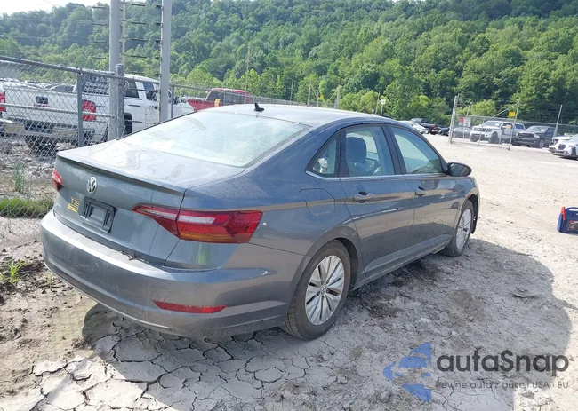 3VWC57BU7KM057851: 42668928