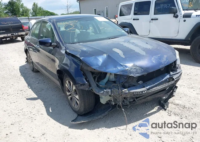 1HGCR2F33DA074756: 42669107