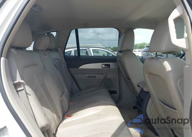 2LMDJ6JK3BBJ06915: 42670290