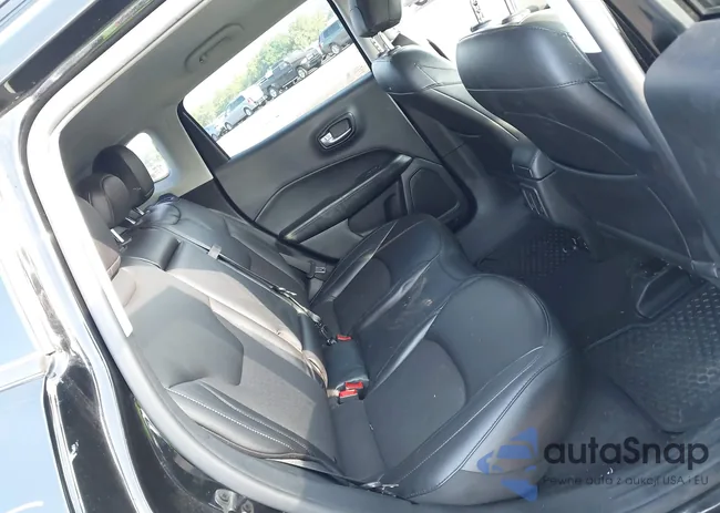 3C4NJDBB5MT580010: 42670565