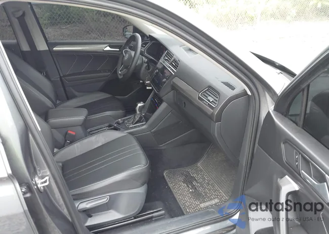 3VV2B7AX8NM042171: 42670653