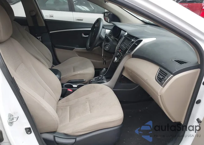 KMHD35LH7FU247522: 42669942