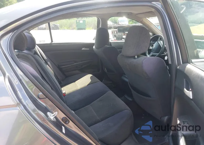 1HGCP26469A149309: 42669981