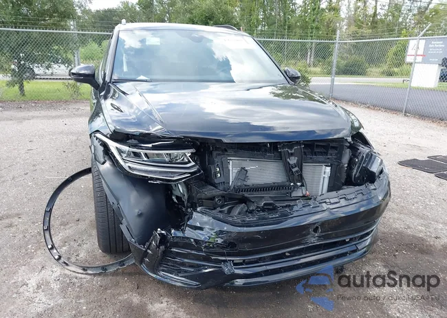 3VVCB7AX9RM199007: 42670002