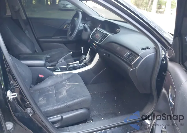 1HGCR2F76HA299097: 42670277