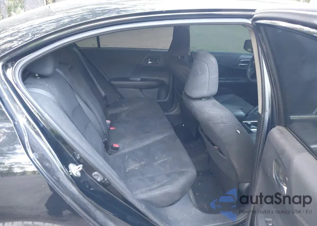 1HGCR2F76HA299097: 42670277