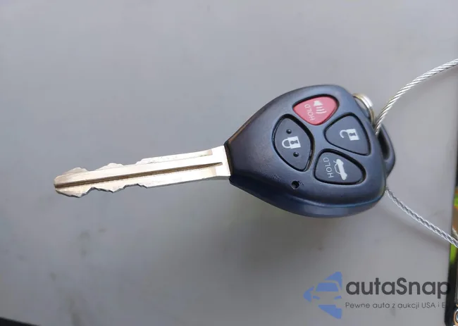 2T1BU4EE3DC116152: 42671636