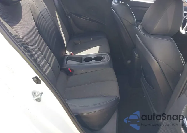 KMHTC6AD2DU131983: 42671646