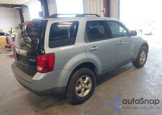 4F2CZ02Z18KM11213: 42671680