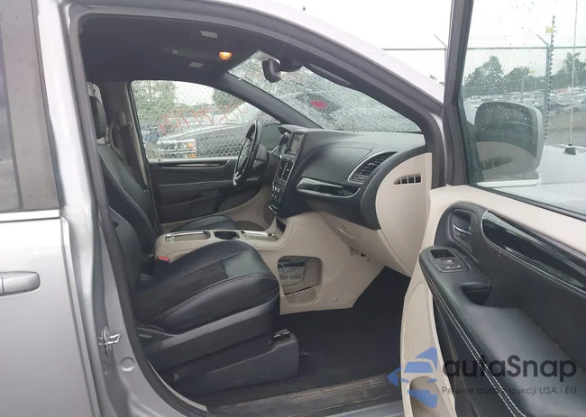 2C4RDGCG2LR206413: 42671764