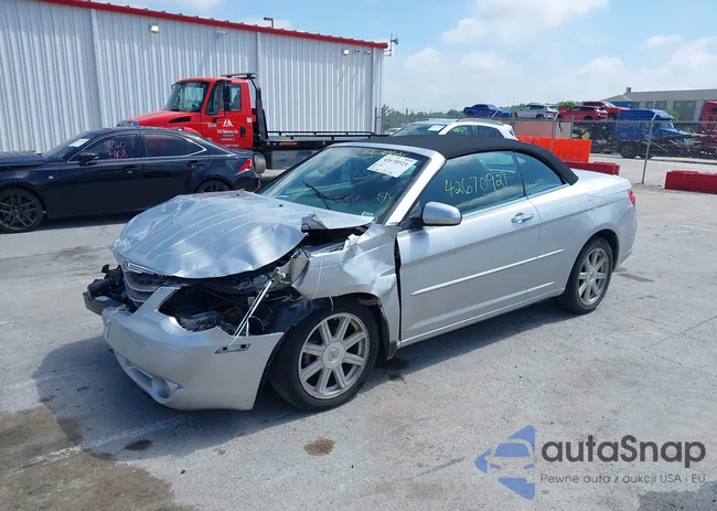 1C3LC65M58N247956: 42670921