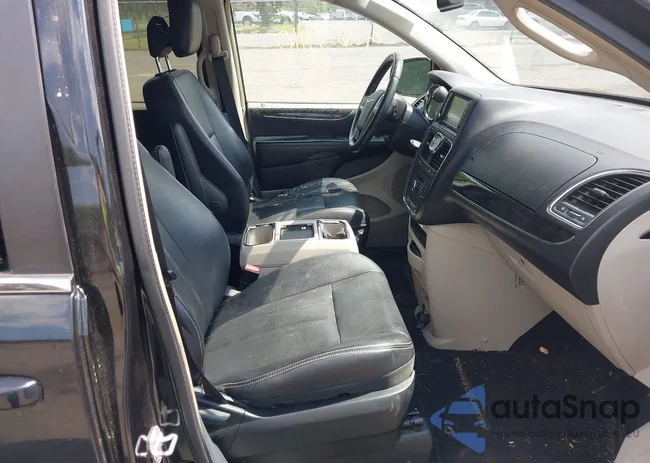 2C4RC1BG7DR604879: 42671110