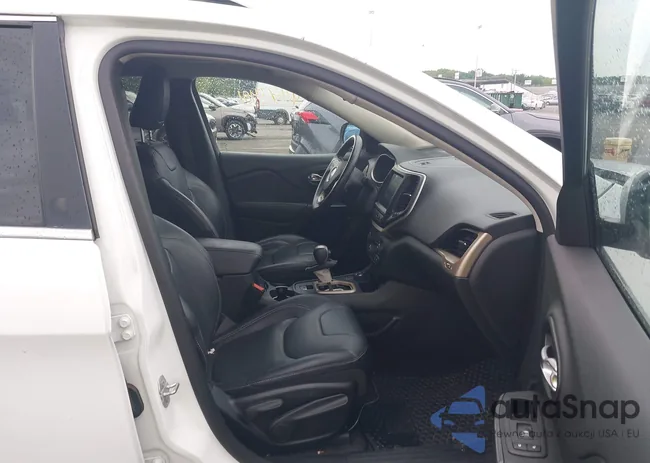 1C4PJMDB9FW564458: 42672481