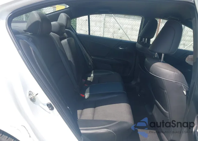 1HGCR2F59GA083161: 42672676