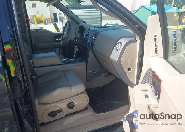 1FTPW14V28FB87601: 42672726