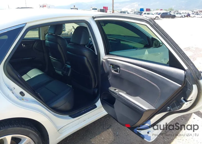 4T1BK1EB8DU059195: 42672755