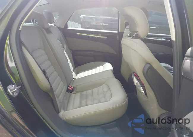 3FA6P0G76DR161019: 42672767