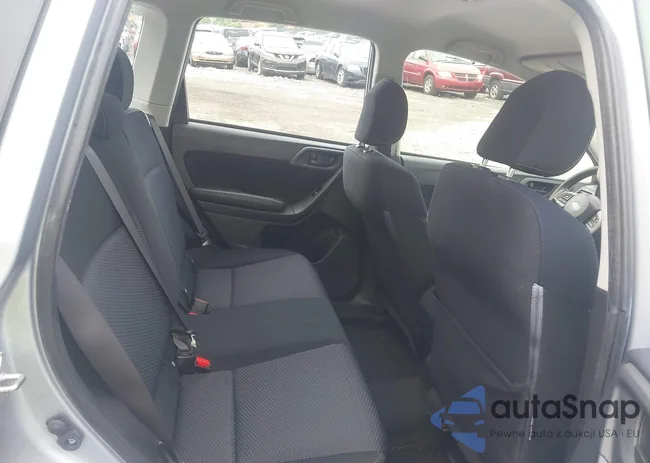 JF2SJABC7GH403974: 42672785