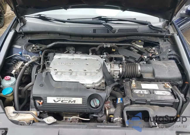 1HGCP36828A052647: 42671907