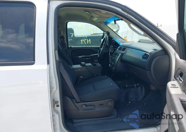 1GNLC2E00DR161479: 42672208