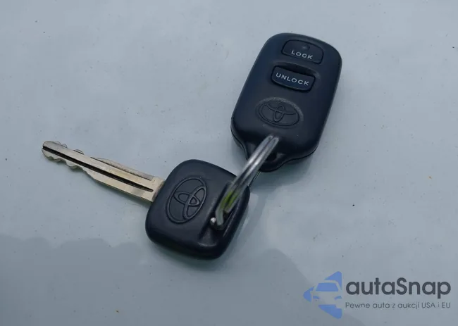 2T1BR32E34C237795: 42673324