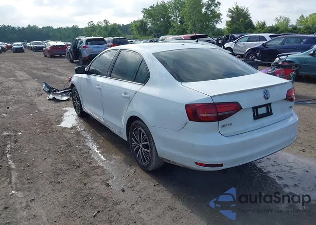 3VWB67AJ0JM223691: 42673695